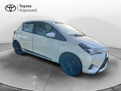 Toyota Yaris 1.5 Hybrid 5 porte Active del 2018 usata a Beregazzo con Figliaro