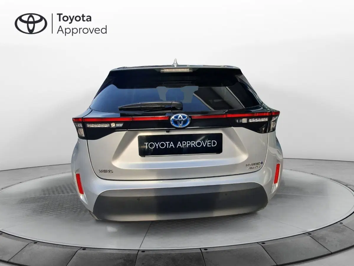 Toyota Yaris Cross usata a Como (4)
