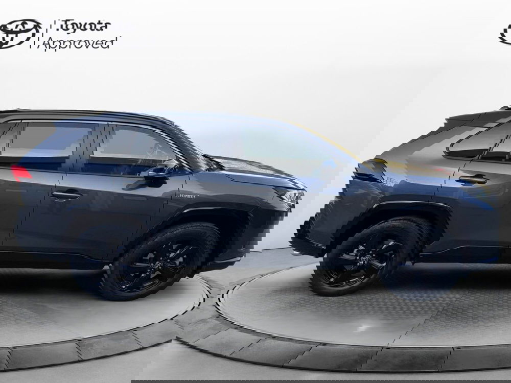 Toyota Rav4 usata a Como (12)