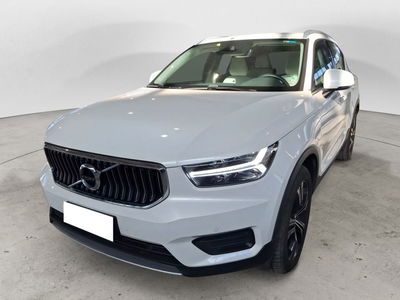 Volvo XC40 T5 Recharge Plug-in Hybrid Inscription del 2021 usata a Sala Consilina