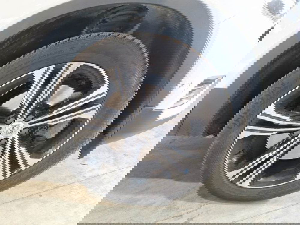 Volvo XC40 usata a Salerno (17)