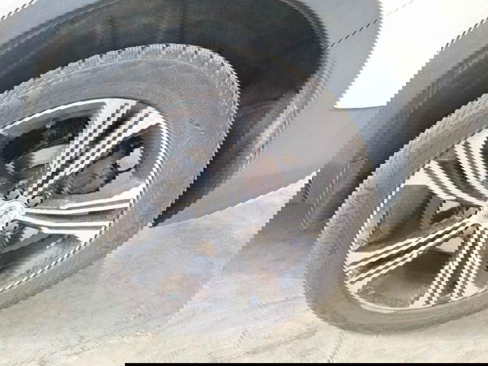 Volvo XC40 usata a Salerno (19)