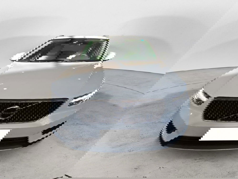 Volvo XC40 usata a Salerno (2)