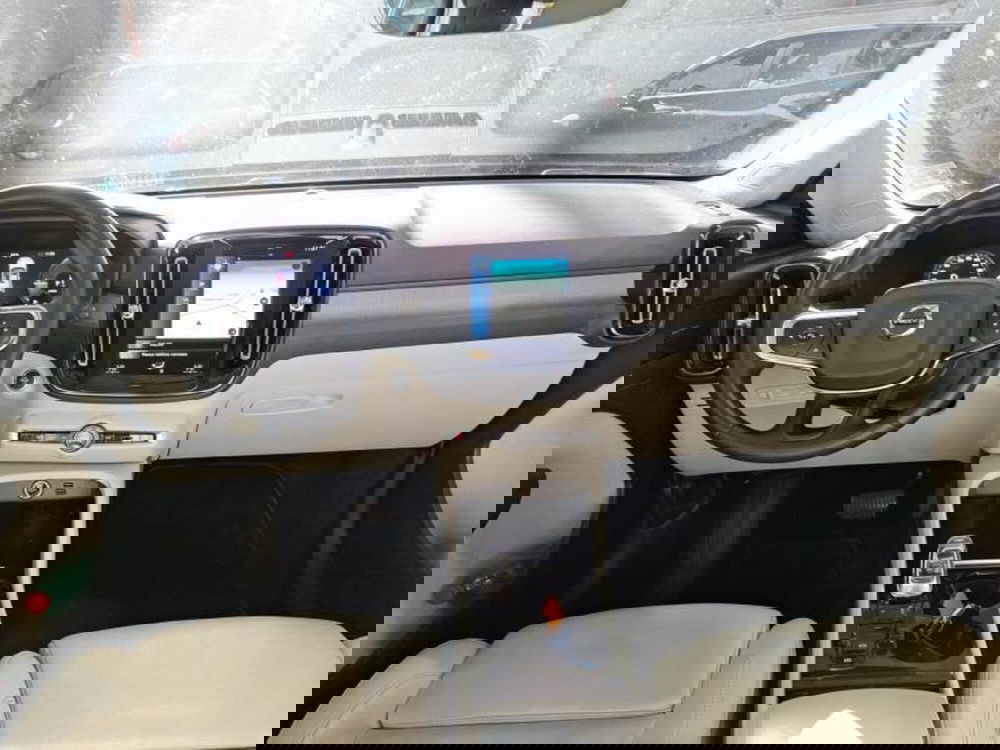Volvo XC40 usata a Salerno (9)