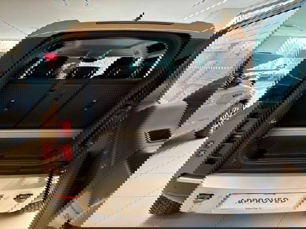 Land Rover Defender usata a Torino (11)