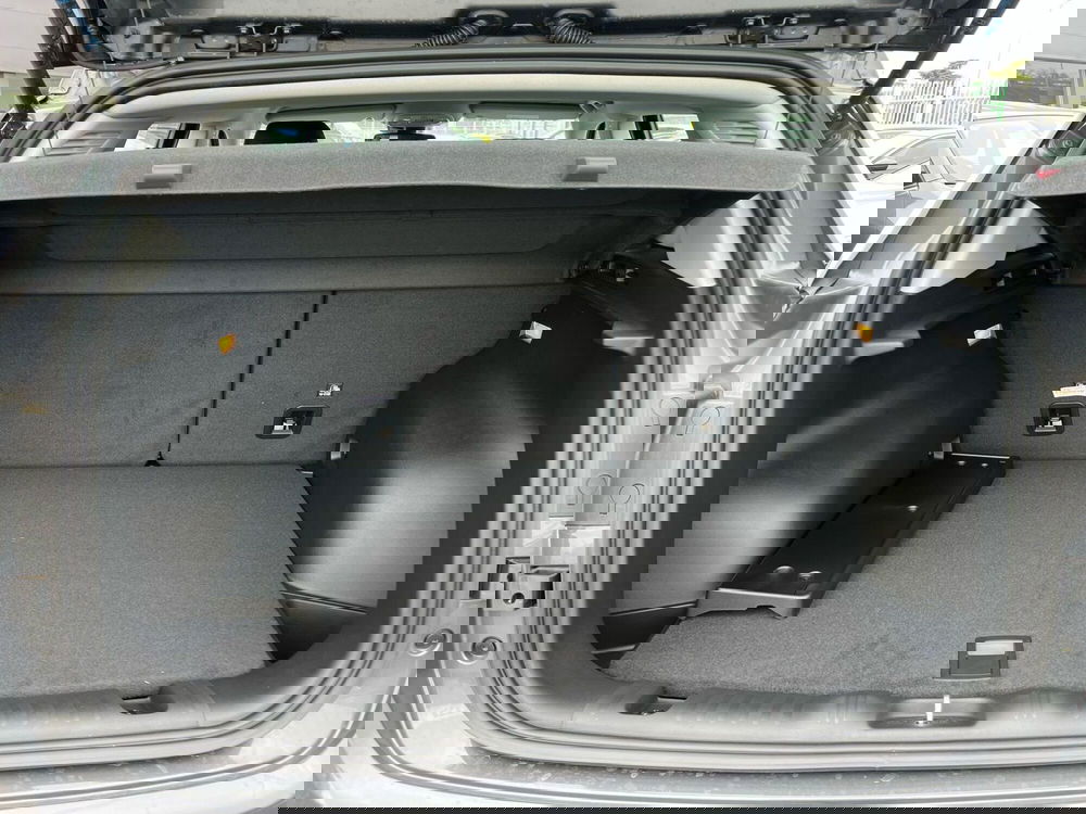 Jeep Compass nuova a Milano (10)