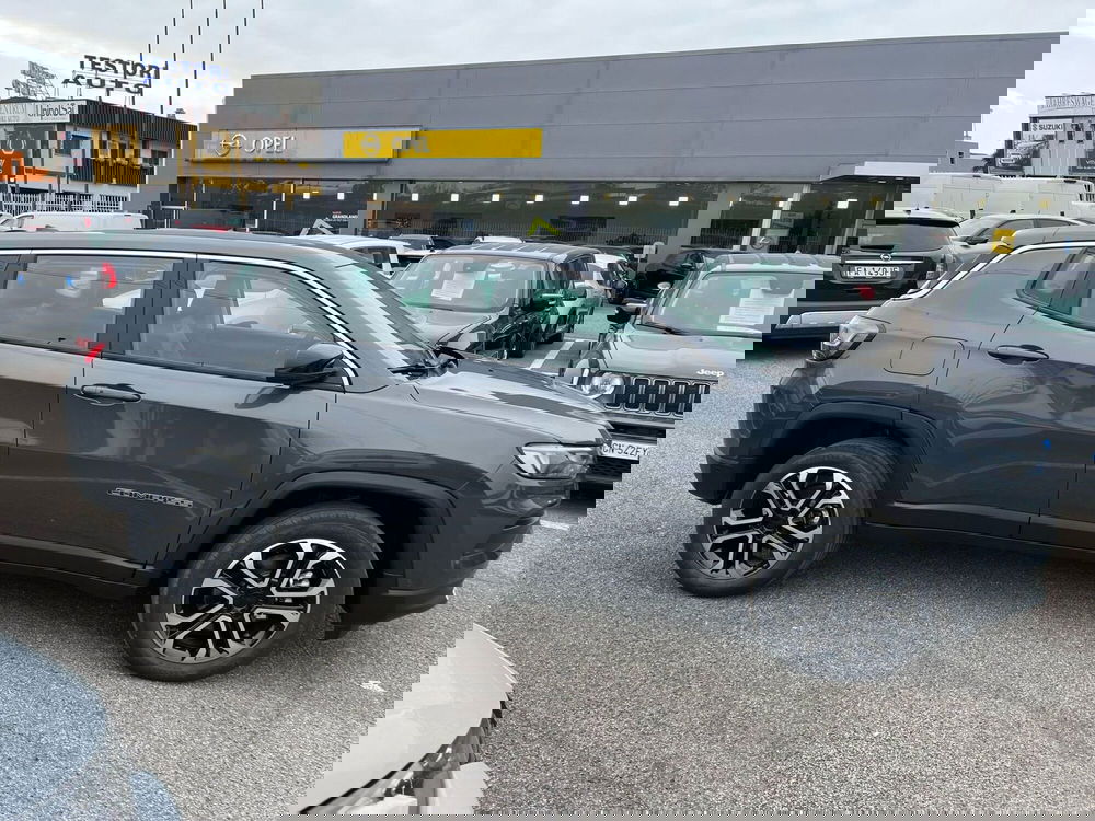 Jeep Compass nuova a Milano (5)