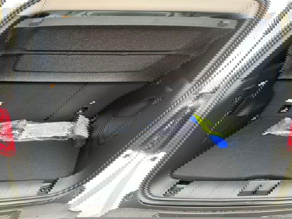 Jeep Renegade nuova a Milano (9)