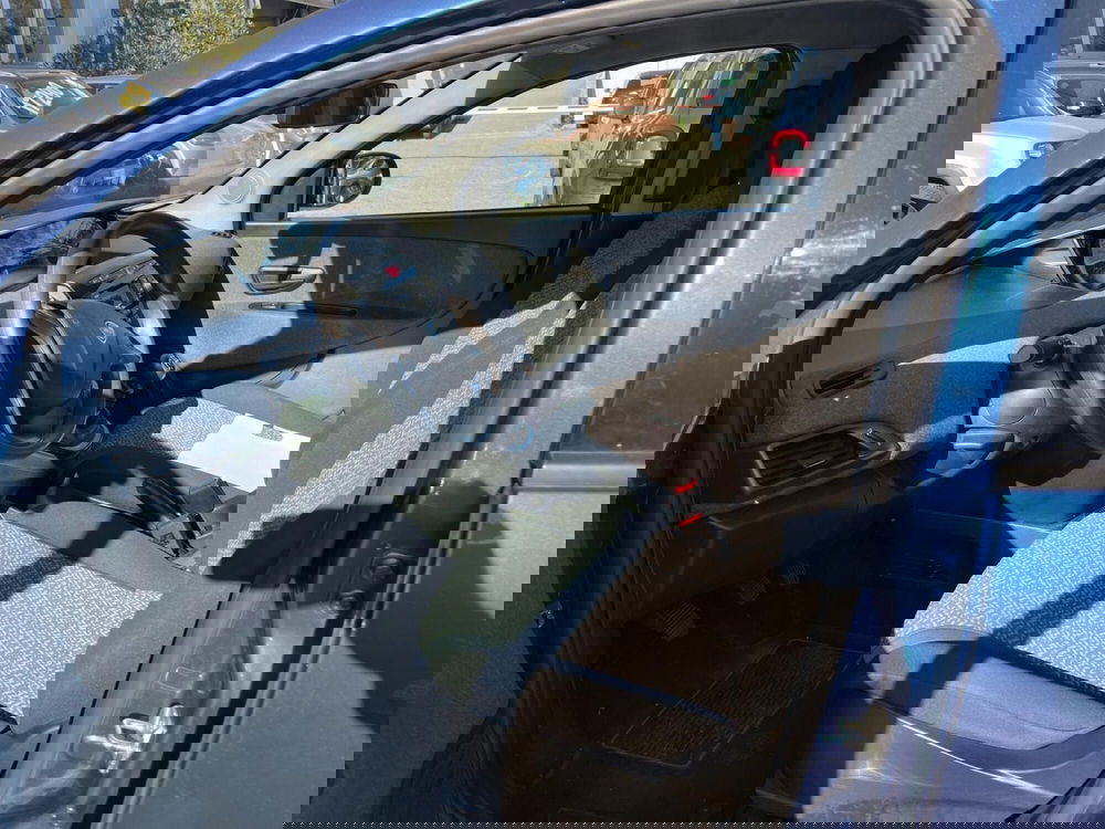 Lancia Ypsilon usata a Milano (11)