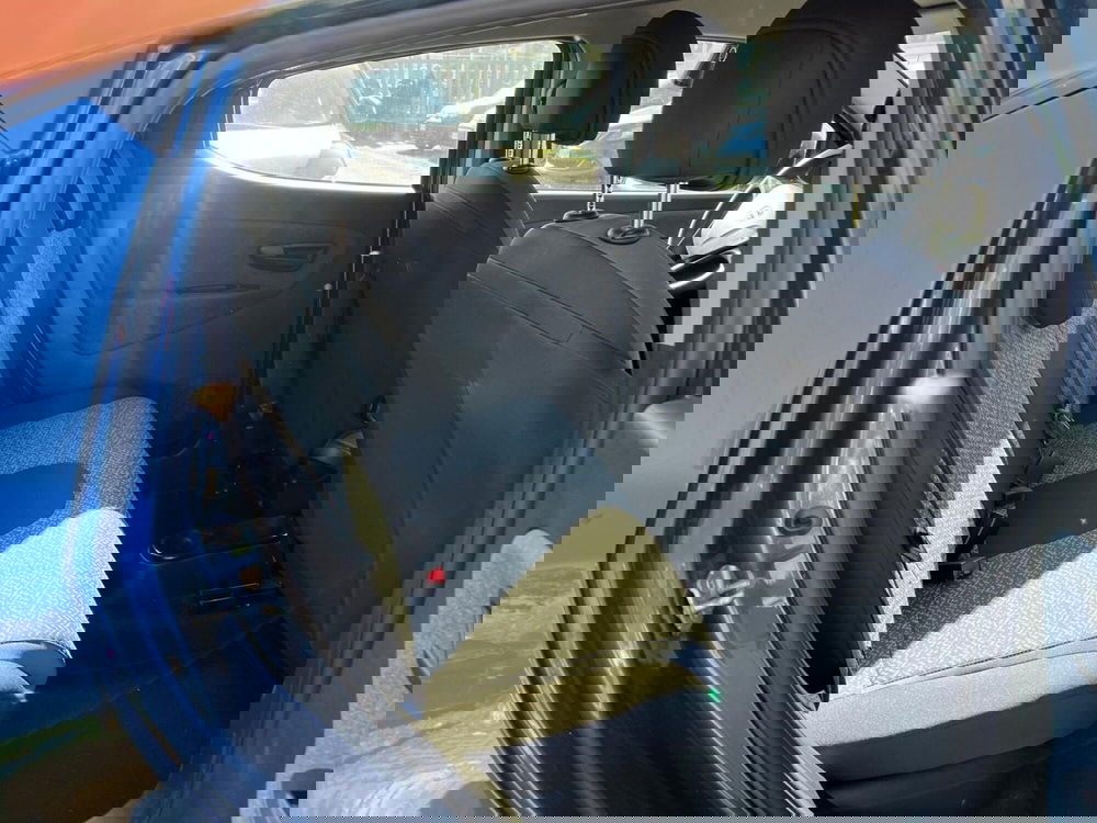 Lancia Ypsilon usata a Milano (14)