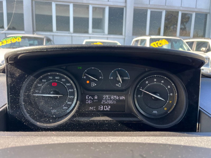 Lancia Ypsilon usata a Milano (18)