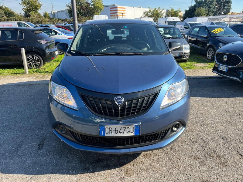 Lancia Ypsilon usata a Milano (2)