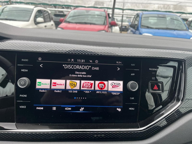 Volkswagen Polo usata a Milano (16)