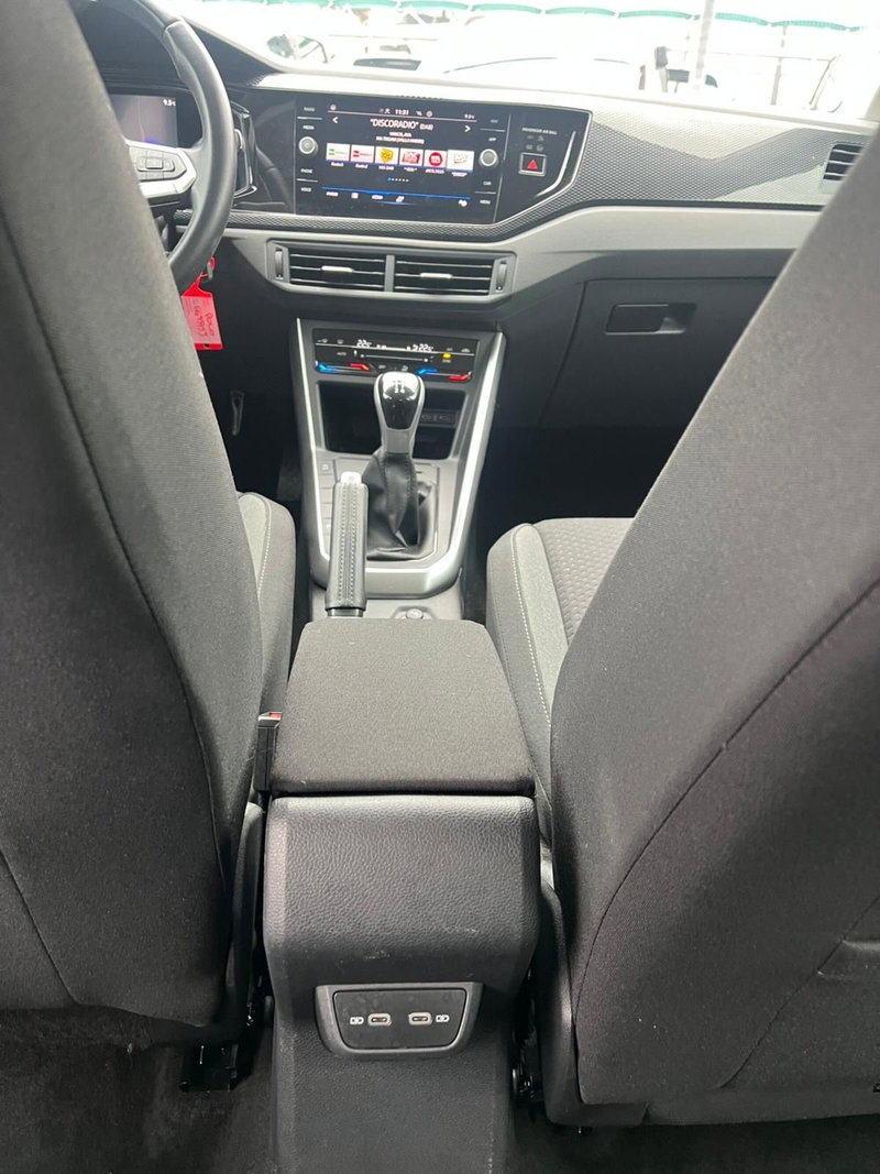 Volkswagen Polo usata a Milano (18)