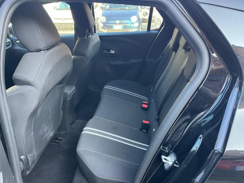 Opel Corsa-e usata a Milano (4)