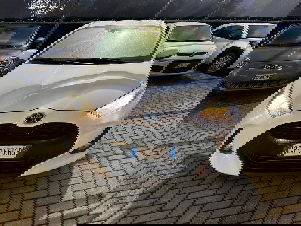 Toyota Yaris usata a Milano (2)