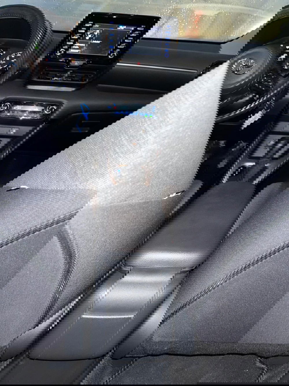 Toyota Yaris usata a Milano (19)