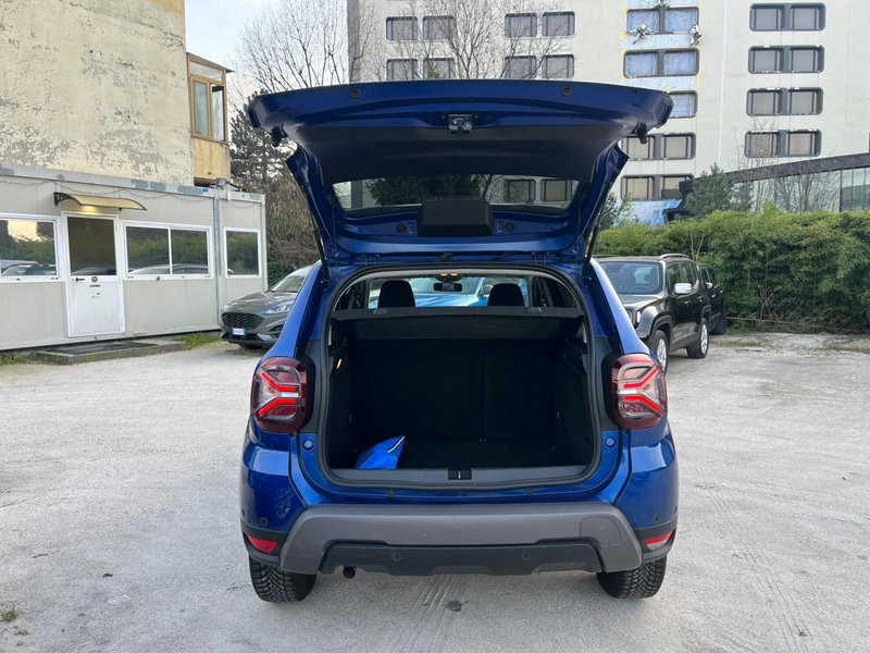 Dacia Duster usata a Milano (11)