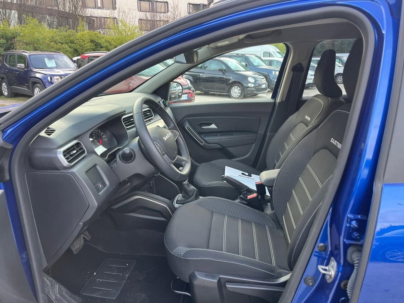Dacia Duster usata a Milano (13)