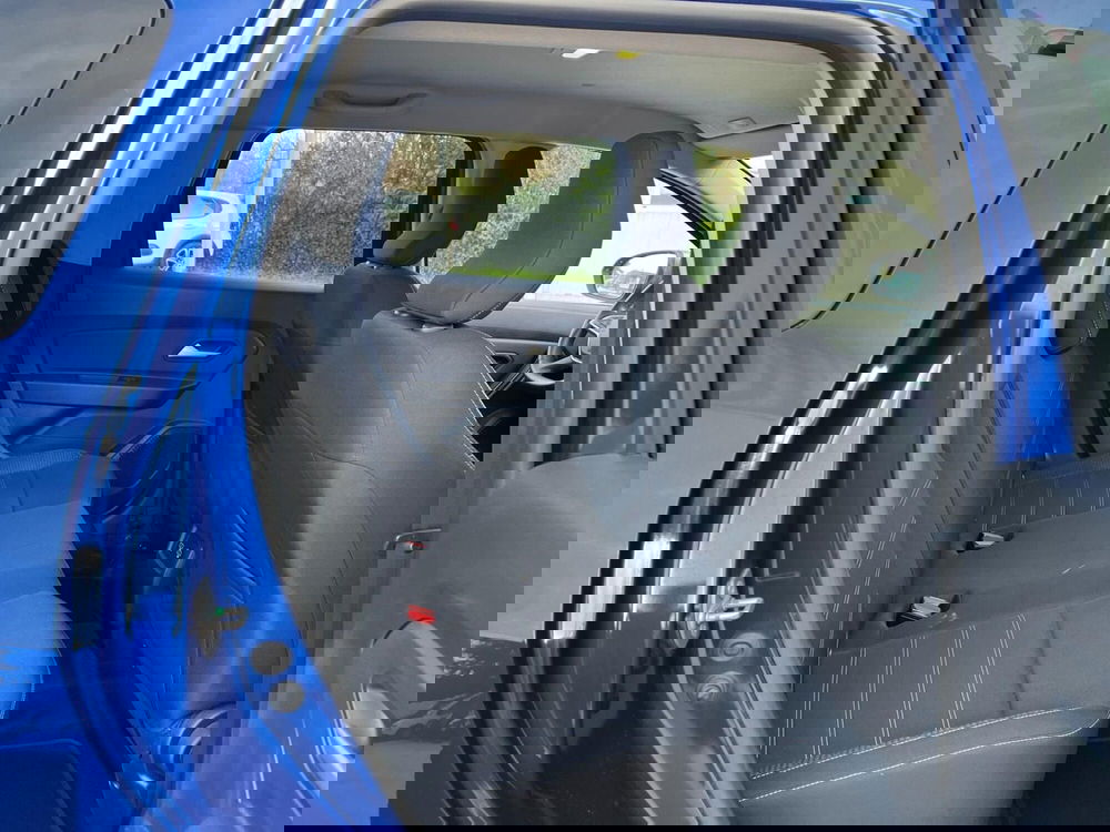 Dacia Duster usata a Milano (15)