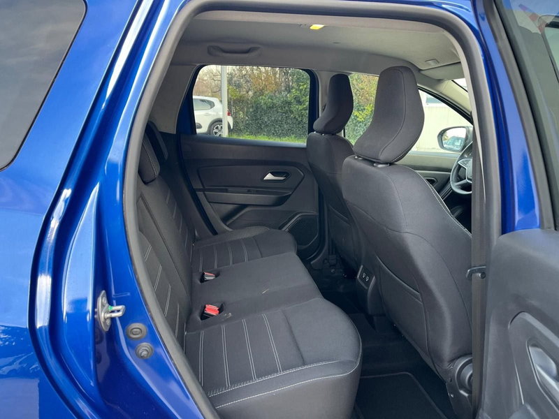 Dacia Duster usata a Milano (15)