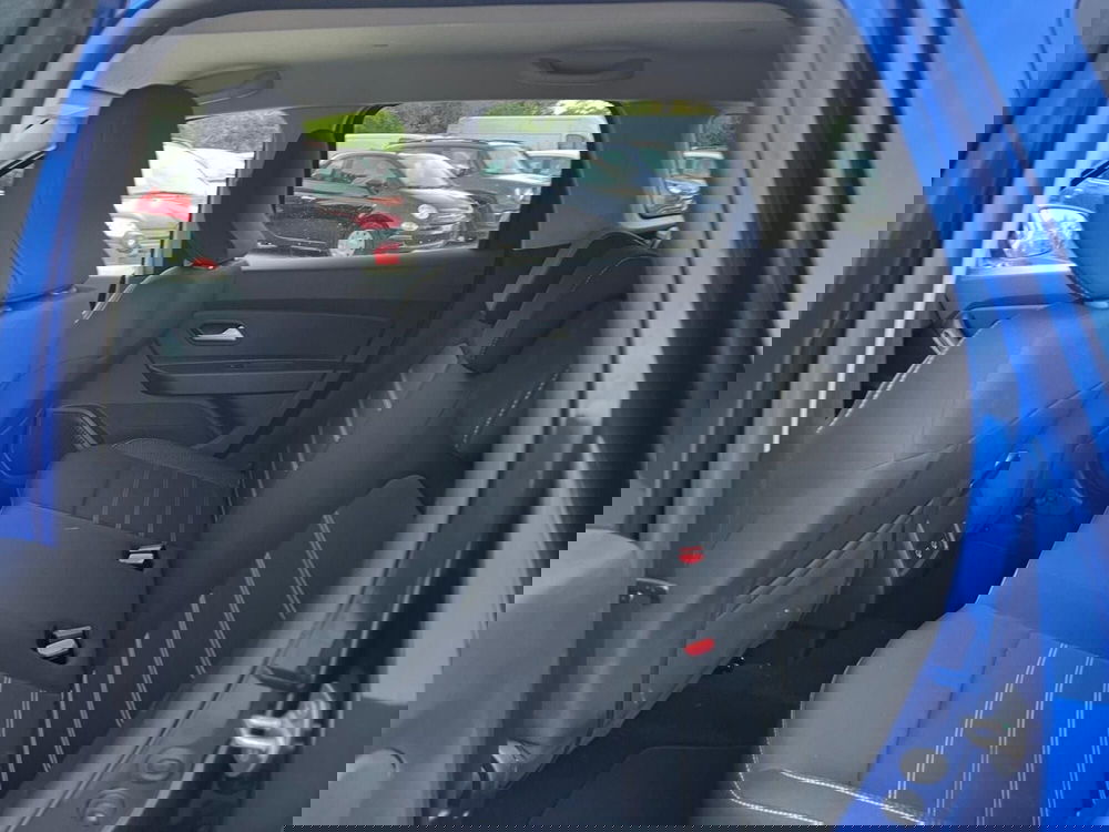 Dacia Duster usata a Milano (16)