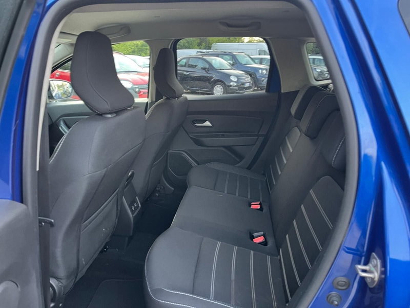 Dacia Duster usata a Milano (16)