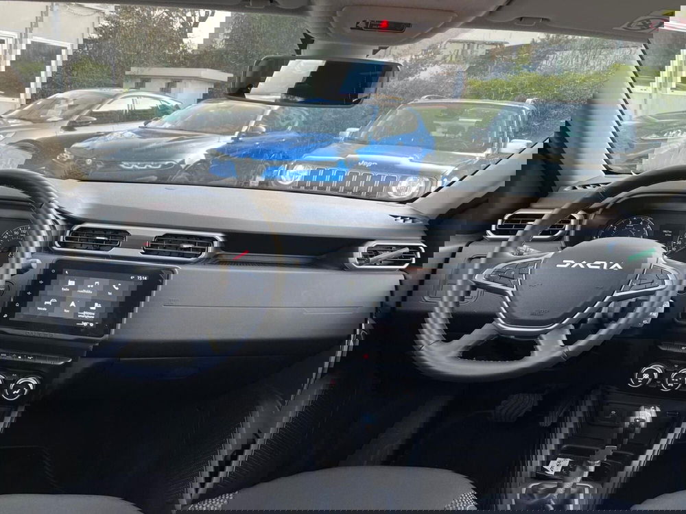 Dacia Duster usata a Milano (17)