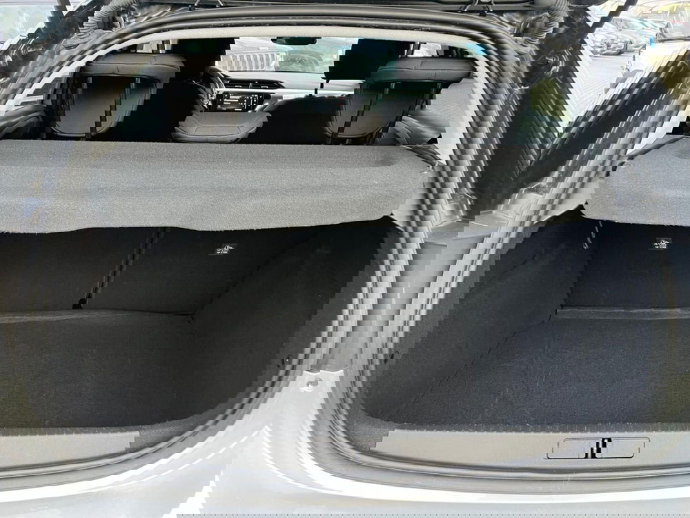 Opel Corsa usata a Milano (12)