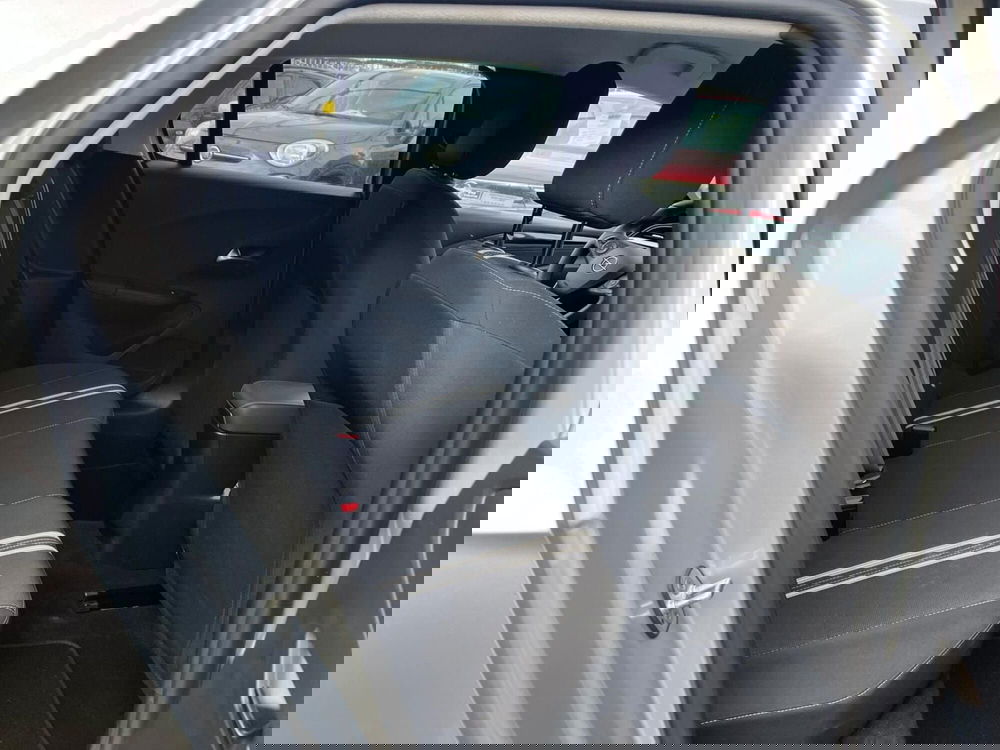 Opel Corsa usata a Milano (16)