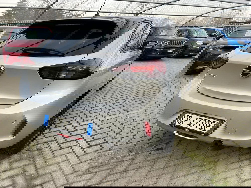 Opel Corsa usata a Milano (9)