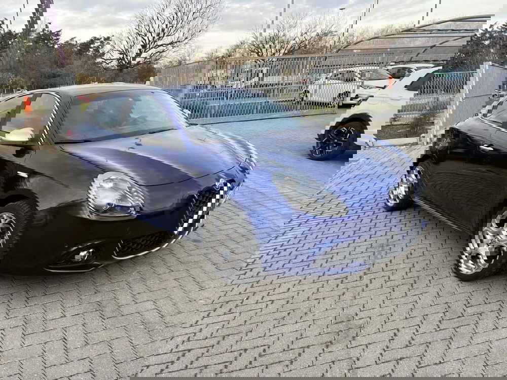 Alfa Romeo Giulietta usata a Milano (3)