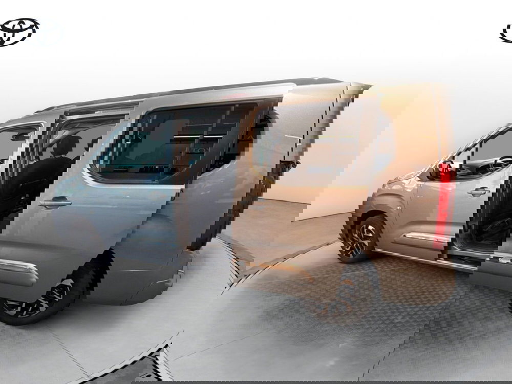 Toyota Proace City Verso nuova a Catania (2)