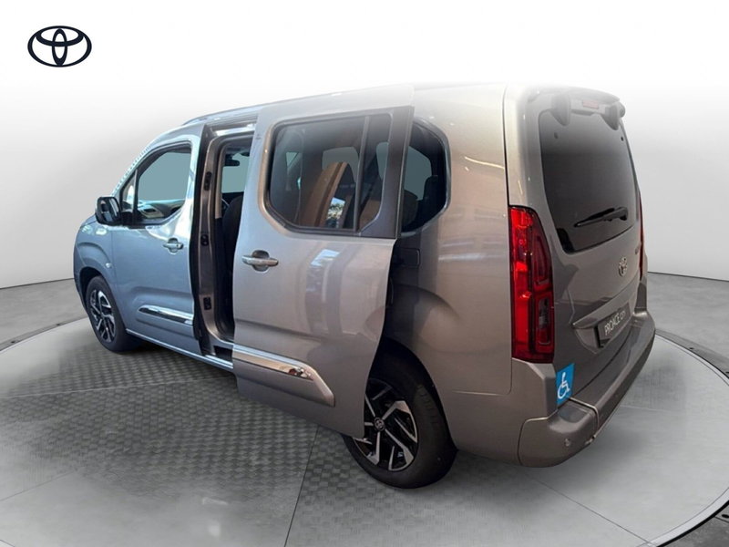 Toyota Proace City Verso nuova a Catania (4)