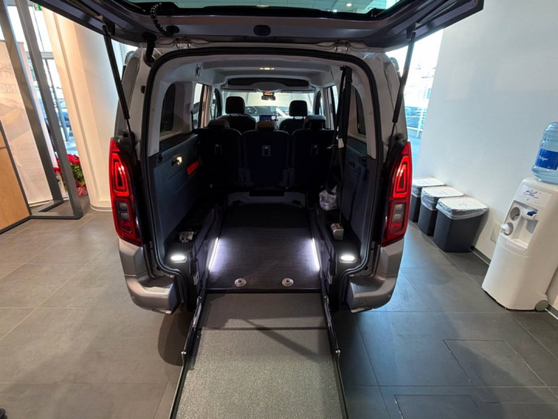 Toyota Proace City Verso nuova a Catania (6)