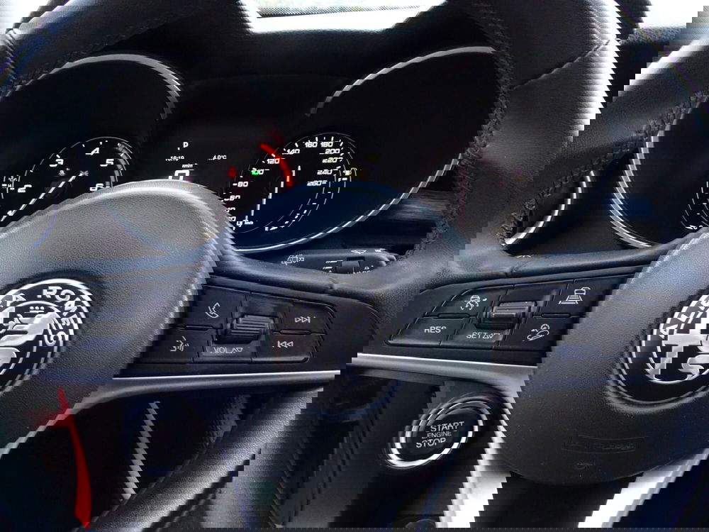 Alfa Romeo Stelvio usata a Treviso (14)