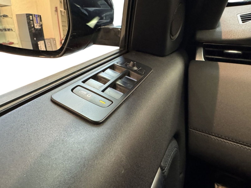 Land Rover Discovery Sport usata a Pistoia (12)