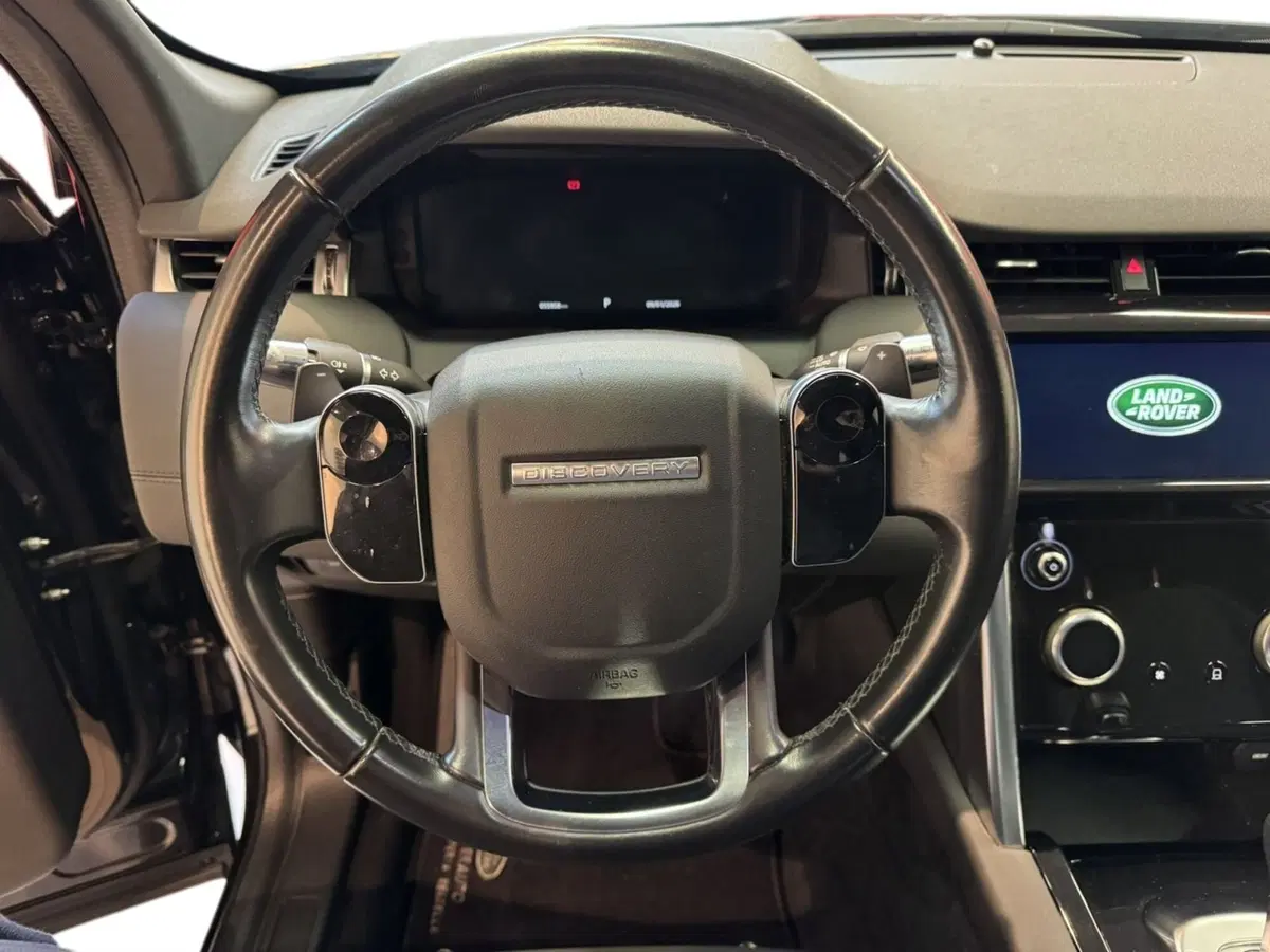 Land Rover Discovery Sport usata a Pistoia (13)
