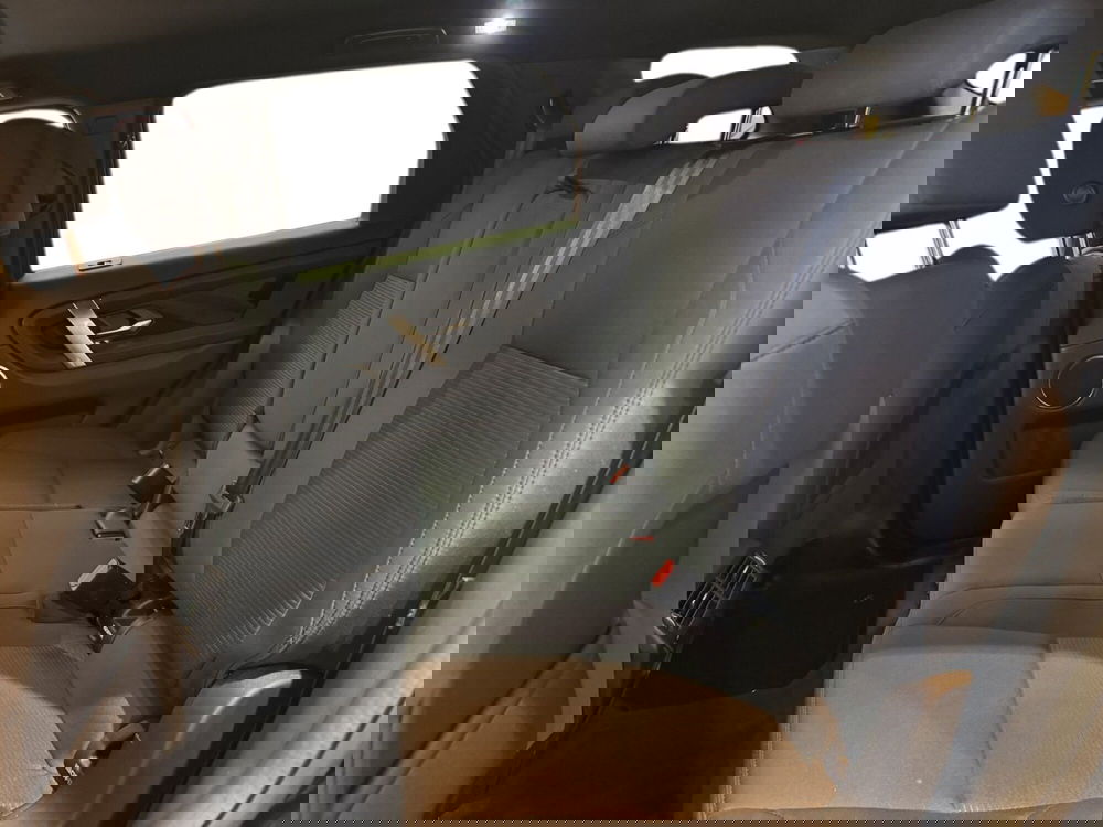 Land Rover Discovery Sport usata a Pistoia (15)