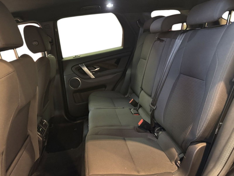 Land Rover Discovery Sport usata a Pistoia (15)