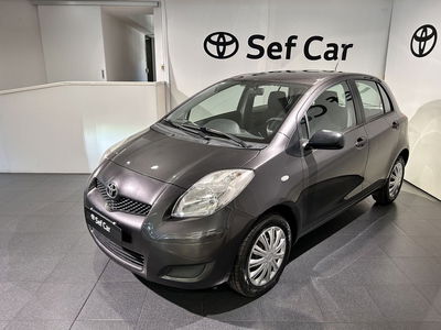 Toyota Yaris 1.0 5 porte Now del 2010 usata a Milano