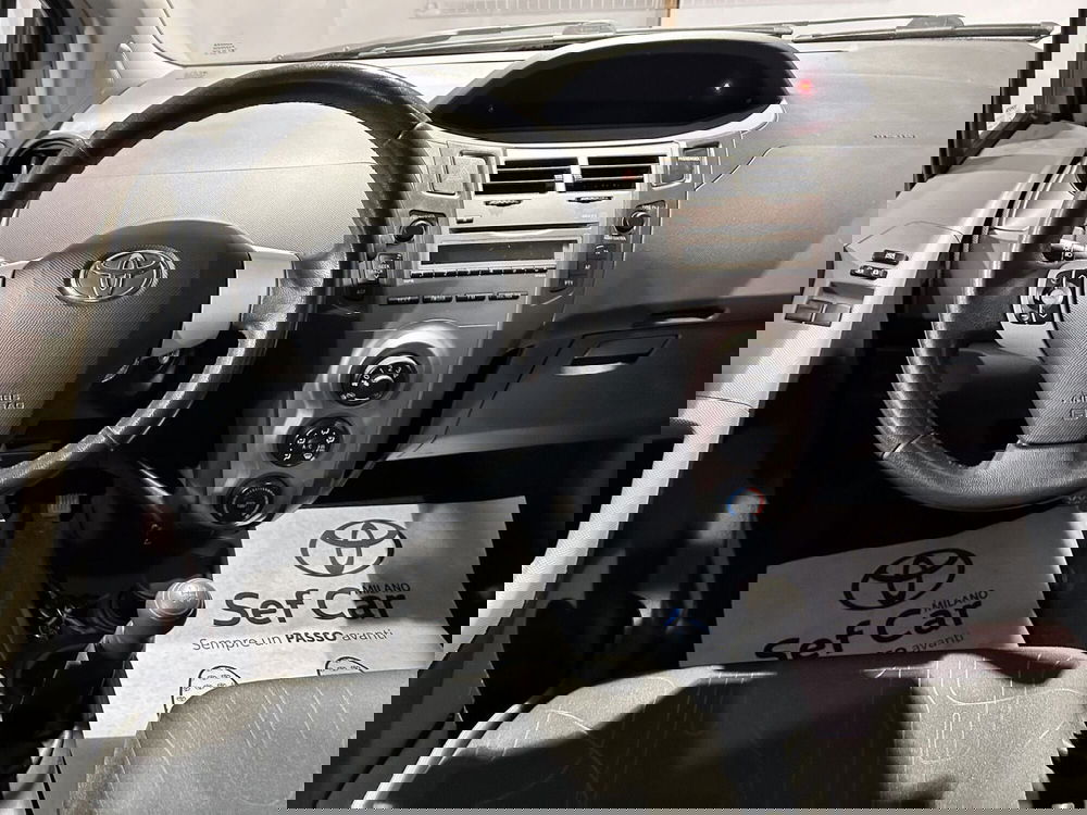 Toyota Yaris usata a Milano (10)