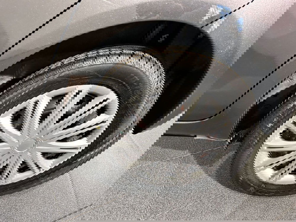 Toyota Yaris usata a Milano (7)