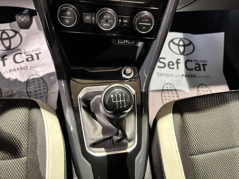 Volkswagen T-Roc usata a Milano (15)