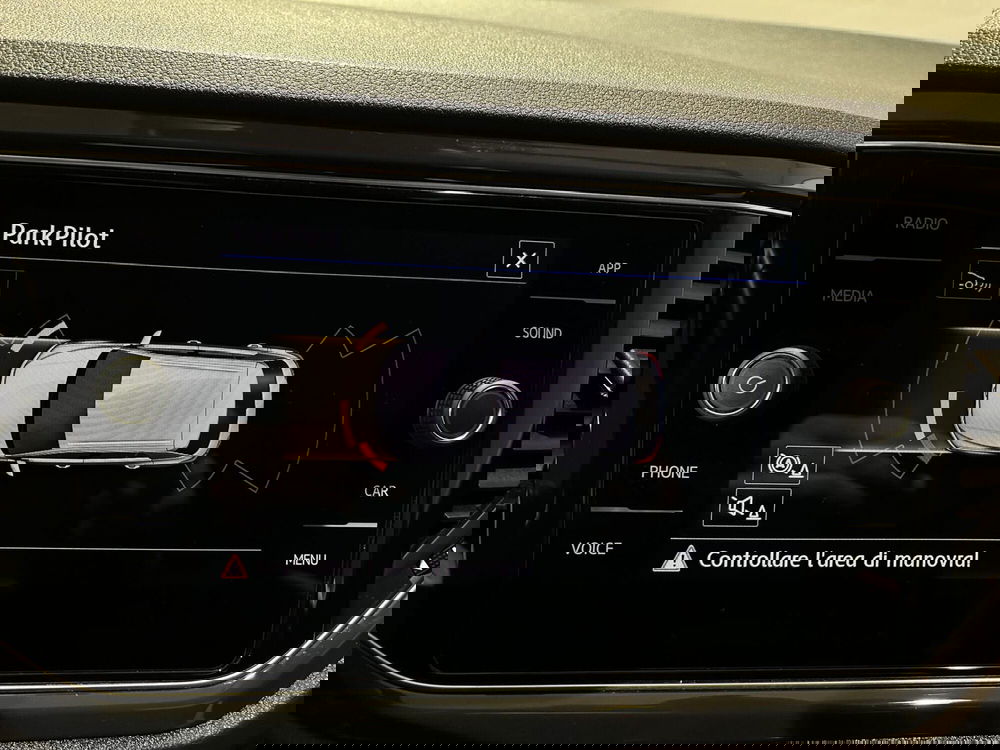 Volkswagen T-Roc usata a Milano (16)