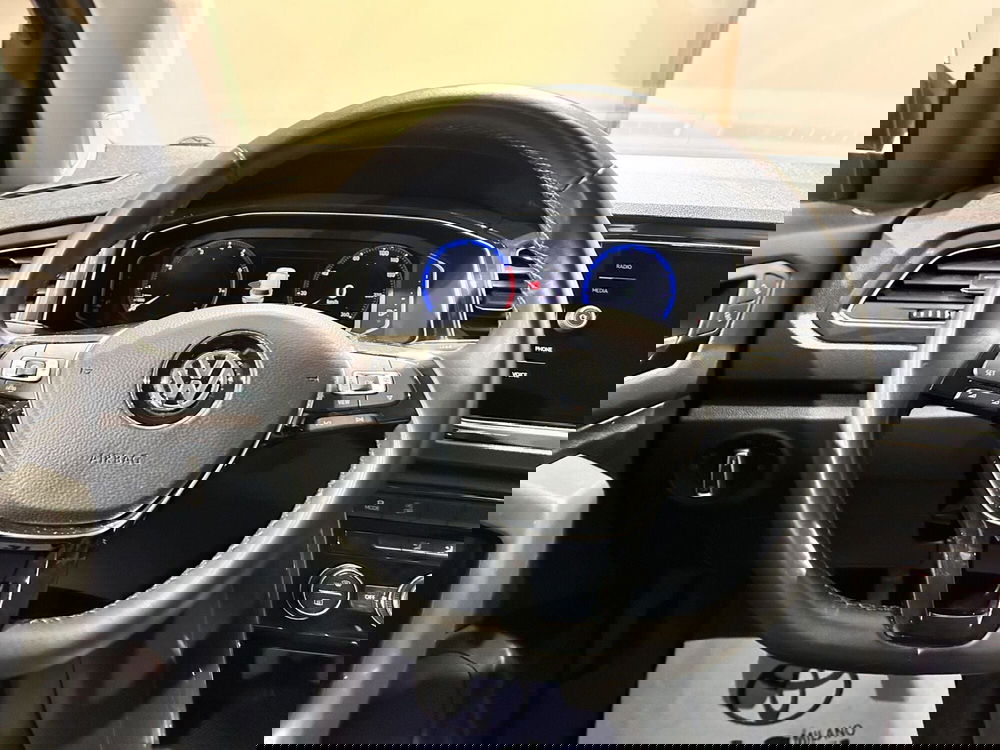 Volkswagen T-Roc usata a Milano (8)