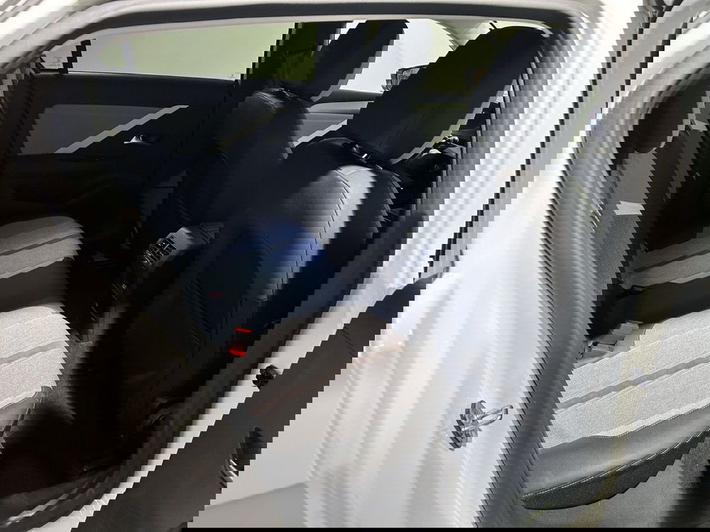 Opel Astra usata a Milano (15)