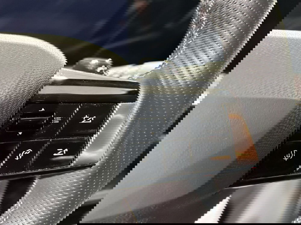 Opel Astra usata a Milano (17)