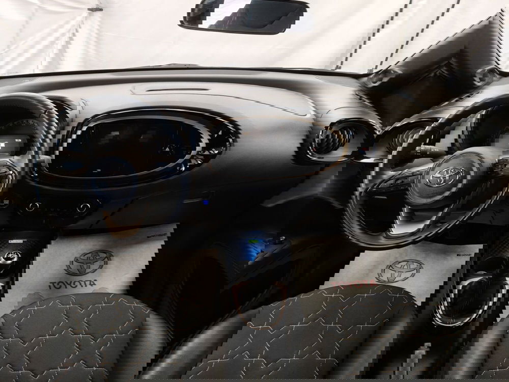 Toyota Aygo X usata a Roma (9)