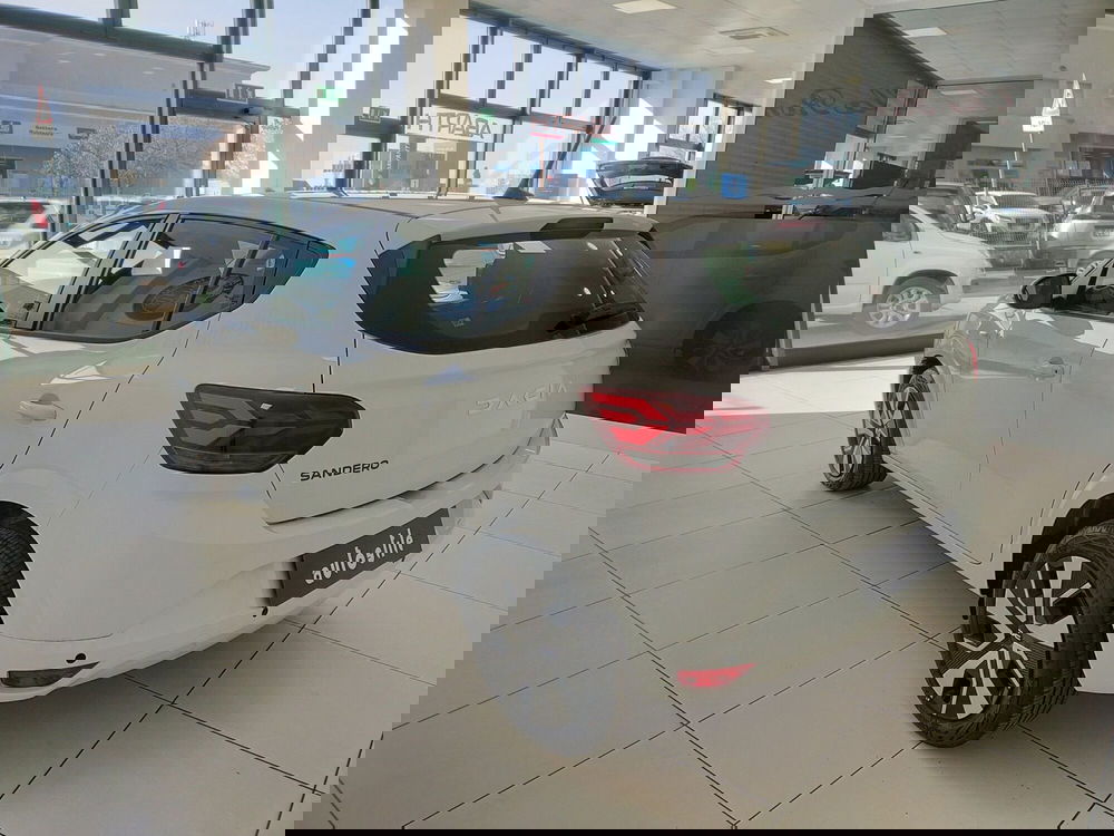 Dacia Sandero nuova a Reggio Emilia (6)